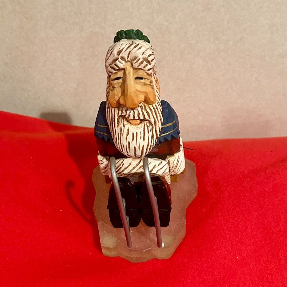 David Frykman Santa with Ice Skated on Ive Figurine